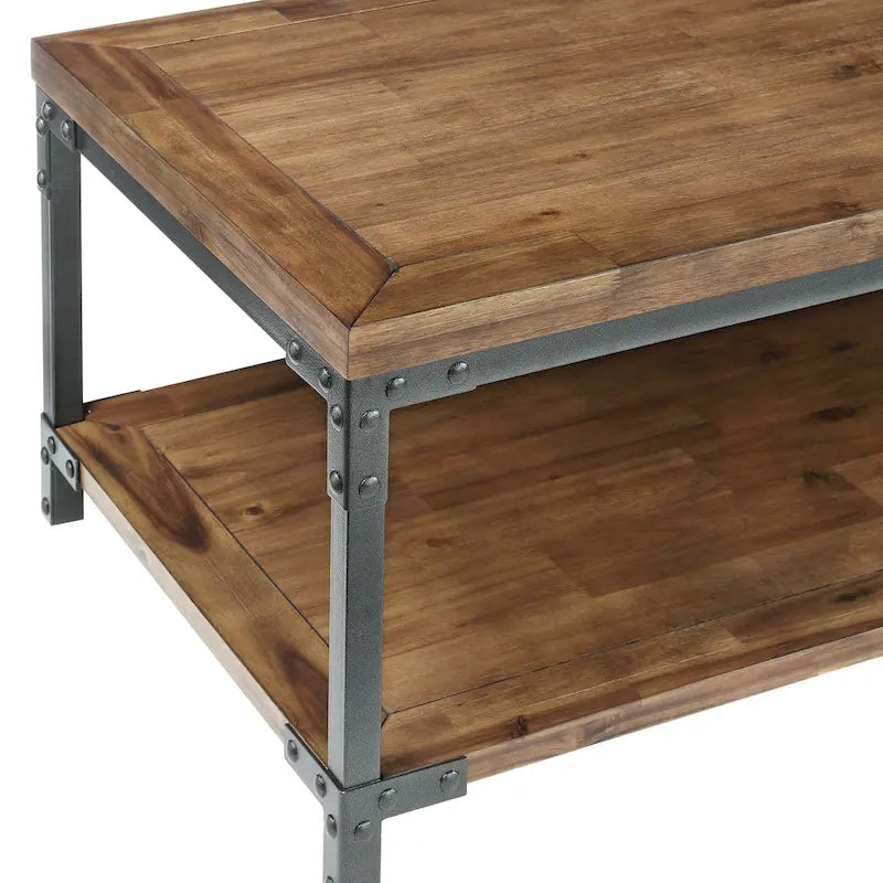 Table basse industrielle en bois et métal avec roulettes