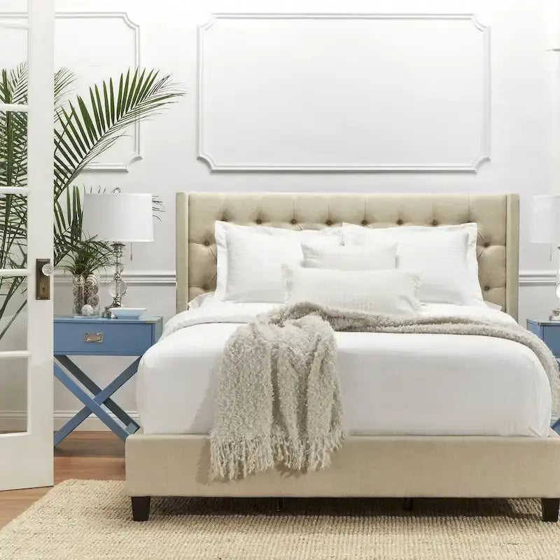 Lit King Size Capitonnage Boutons Tissu Rembourré avec Tête de Lit Ailée